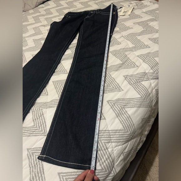 True Religion Jeans size 29- NWT - Picture 10 of 10